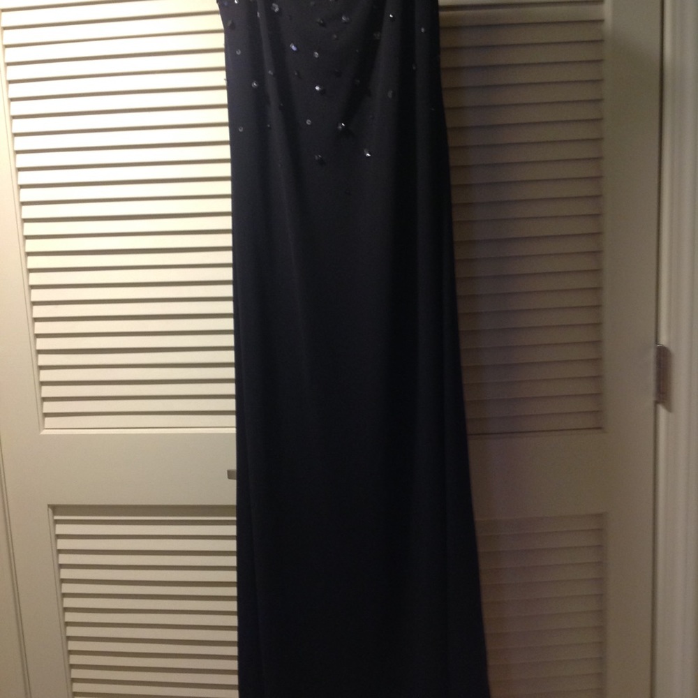 Evening dress - Picture 2 of 4